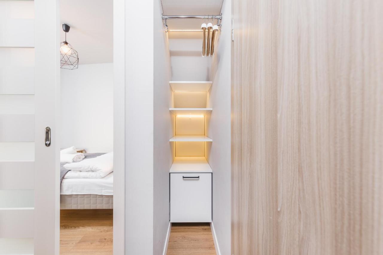 Sunflower Apartment Old Town クラクフ エクステリア 写真