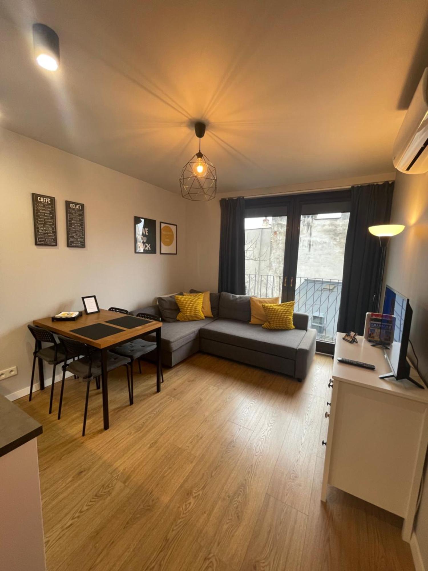 Sunflower Apartment Old Town クラクフ エクステリア 写真